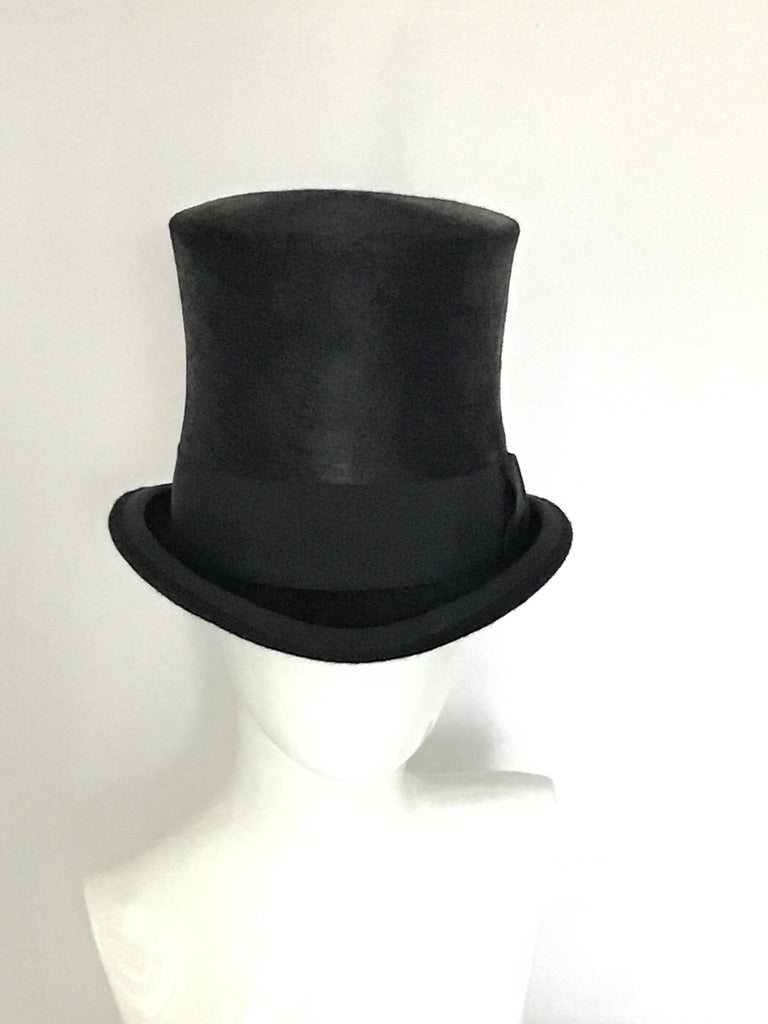 Classic "Paris" top hat in brushed Coney Fur Felt