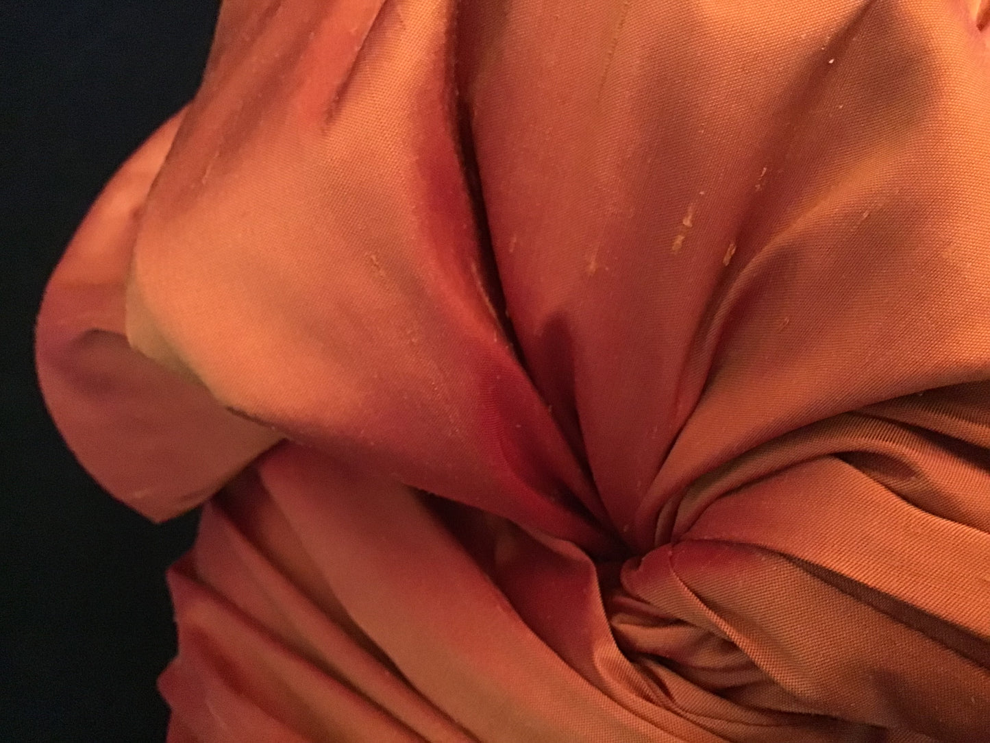 Silk shantung color #117 Pumpkin